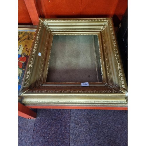 269 - 1 x Victorian gilt pictures frame