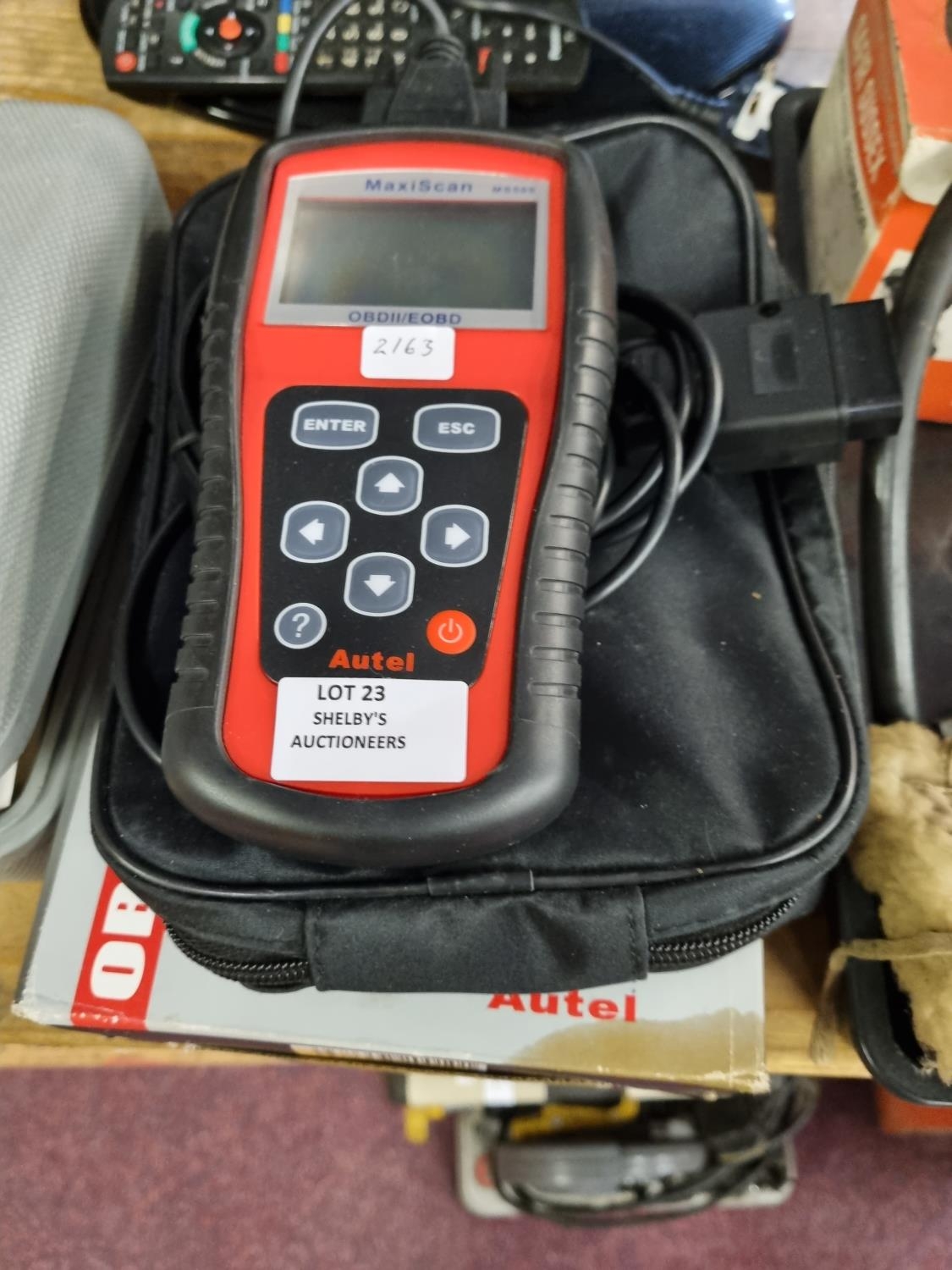 1 x acutely maxi scan vehicle code reader