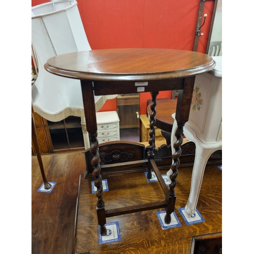 112 - 1 x oak barley twist leg occasional table