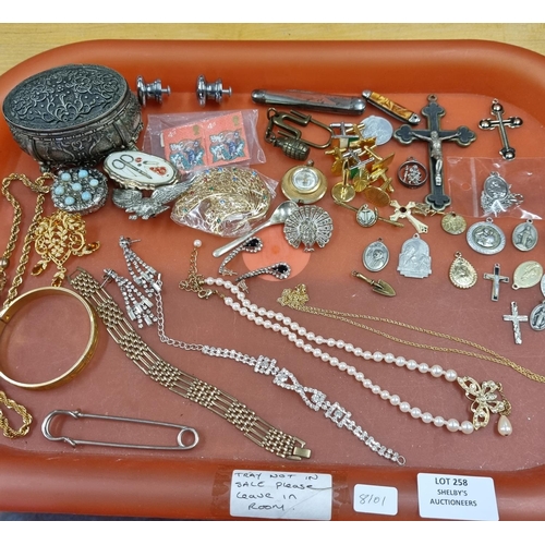 258 - 1 x tray containing costume jewellery ware items with crosses etc