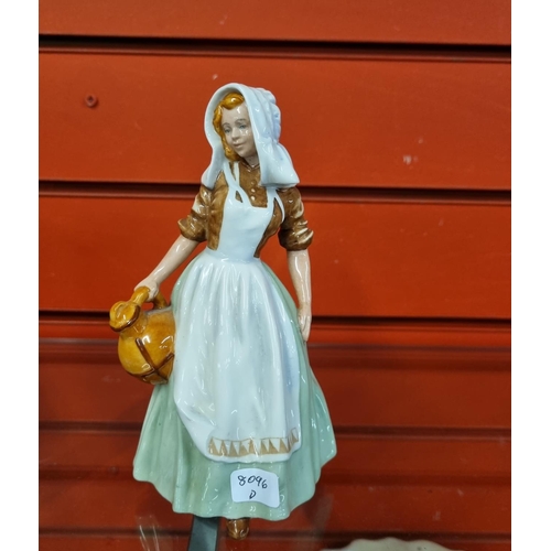 302 - 1 x royal doulton milk maid figurine no damage