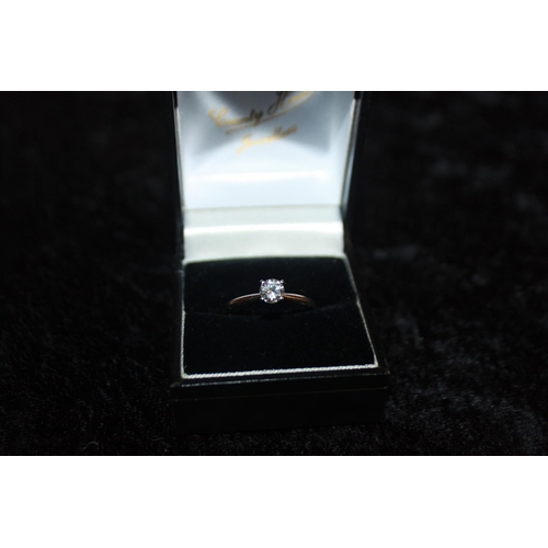 158 - 1 x 18 ct white gold diamond solitaire set ring size Q 1/2