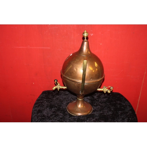 374 - 1 x Edwardian brass and copper samovar