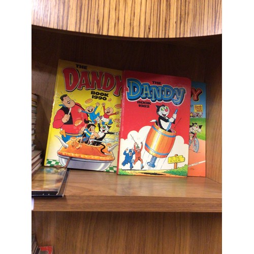 85 - Selection of vintage beano and Dandy books 1980s