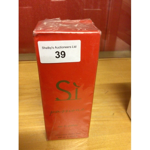 39 - one sealed new in box si passione eau de parfum 100ml