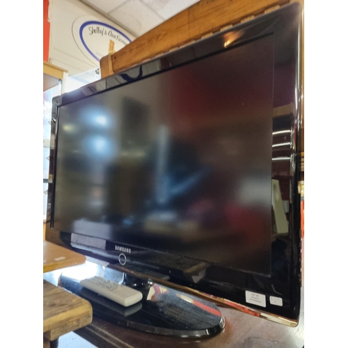 24 - Samsung 37inch Flatscreen TV (w/ remote)...