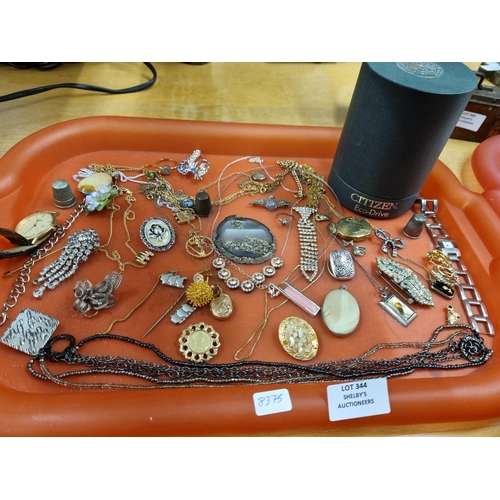 344 - 1x tray of misc costume jewellery