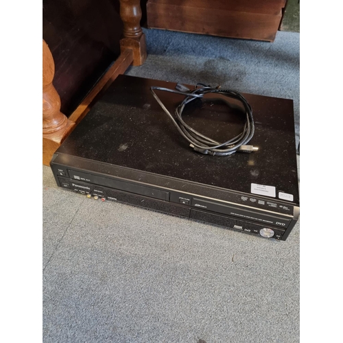 46 - Panasonic VHS/DVD player...