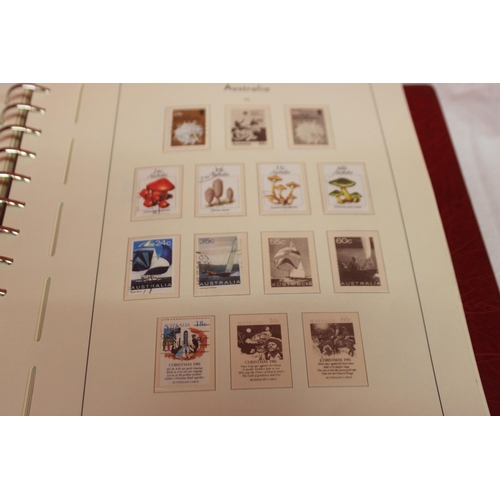 228 - 1 x leuchtturm lighthouse faro phare album Australia ref 98 containing 1966 -1996 stamps