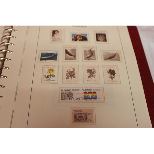 228 - 1 x leuchtturm lighthouse faro phare album Australia ref 98 containing 1966 -1996 stamps