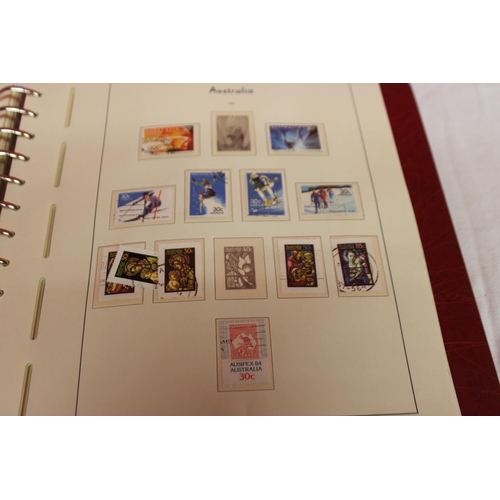 228 - 1 x leuchtturm lighthouse faro phare album Australia ref 98 containing 1966 -1996 stamps