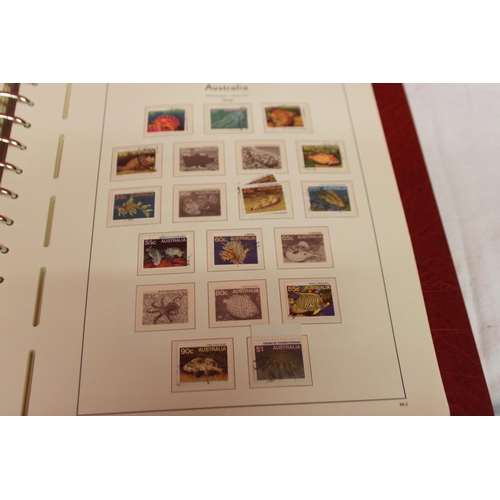 228 - 1 x leuchtturm lighthouse faro phare album Australia ref 98 containing 1966 -1996 stamps