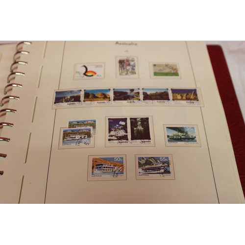 228 - 1 x leuchtturm lighthouse faro phare album Australia ref 98 containing 1966 -1996 stamps