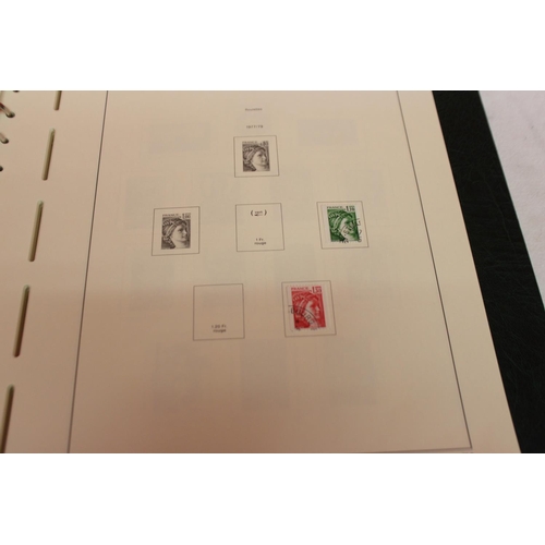 231 - 1 x leuchtturm lighthouse faro phare stamp album containing french stamps from 1971-1987 reference 1... 