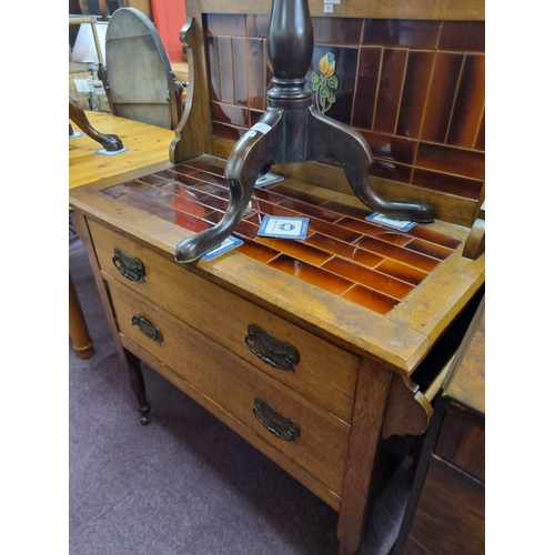 98 - 1x edwardian oak tiled wash stand