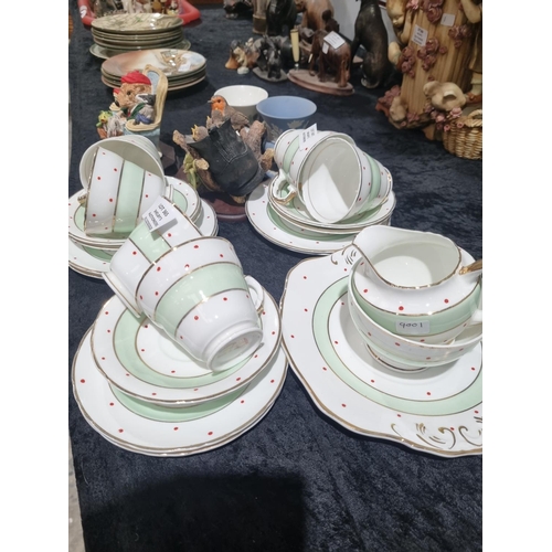 365 - SELECTION OF VARIOUS POTTERY WRE ITEMS INC TEA SET