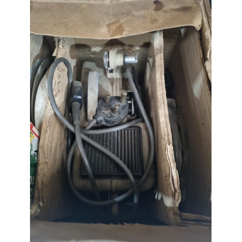 379 - 1 X EUMIG PROJECTOR IN BOX