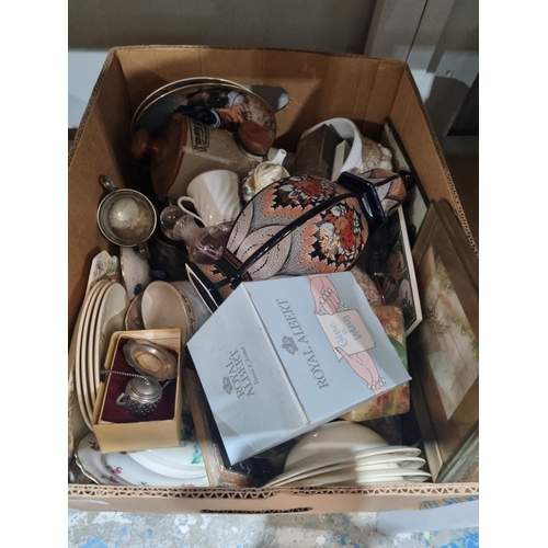 380 - 1 X BOX CONTAINING POTTERY WARE ITEMS