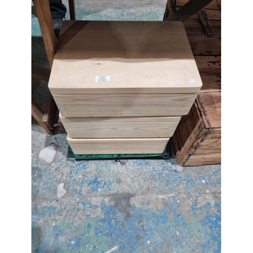 388 - SELECTION OF WOODEN STORAGE BOXES CONTAINING ARTIST EQUPMENT BRUSHES ETC