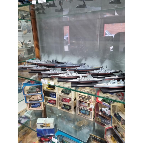 122 - 12 X SCALE MODEL METAL SHIPS