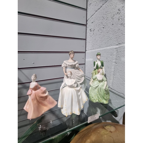 252 - 4 X VARIOUS COALPORT LADY FIGURINES WITH 1 X OTHER FIGURINE