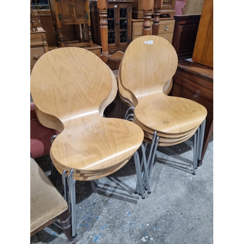 34 - 8 X 1980S CHROME AND WOOD CHAIRS