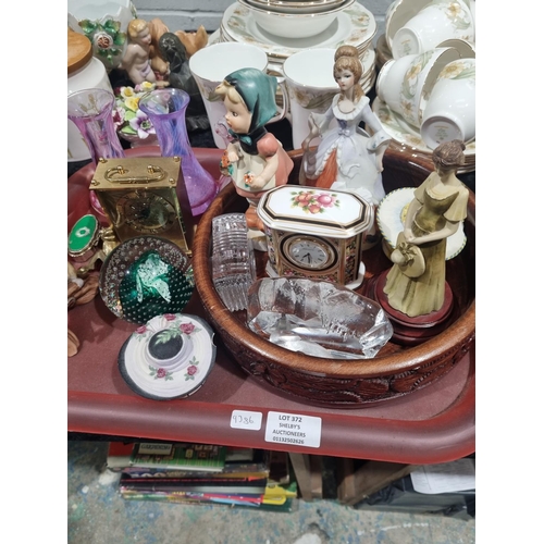 372 - 1 X TRAY OF POTTERY WARE WITH CAITHNESS ITEMS