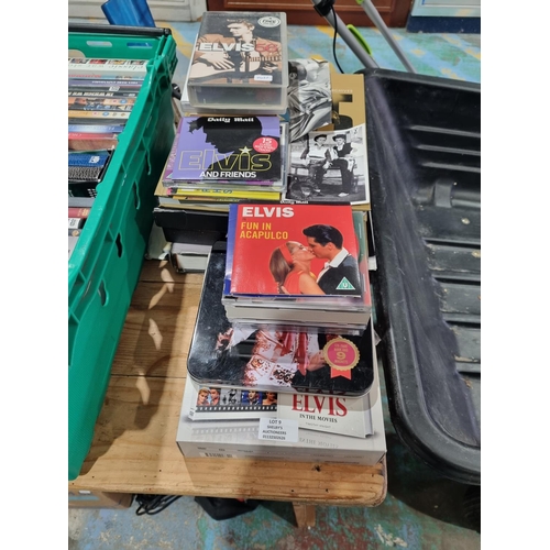 9 - SELECTION OF ELVIS MEMORBILLIA ITEMS BOOKS DVDS ETC