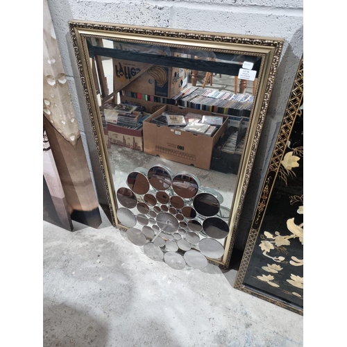 98 - 1 X SMALL MIRRORED CLOCK WITH BEVELLED EDGE WALL MIRROR