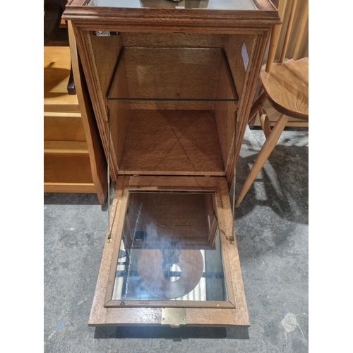 50 - 1 X OAK COCKTAIL CABINET