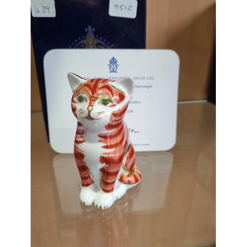 265 - 1X ROYAL CROWN DERBY GINGER CAT GOLD PIN WITH BOX