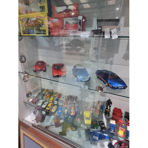 204 - 4 X UNBOXED SPORTS CAR MODELS BY BURAGO AND KYOSHO