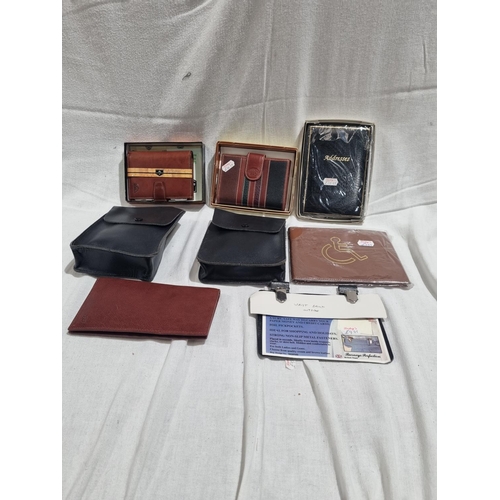 379 - 2X LEATHER BELT POUCHES WITH LEATHER ADRESS BOOKS ETC