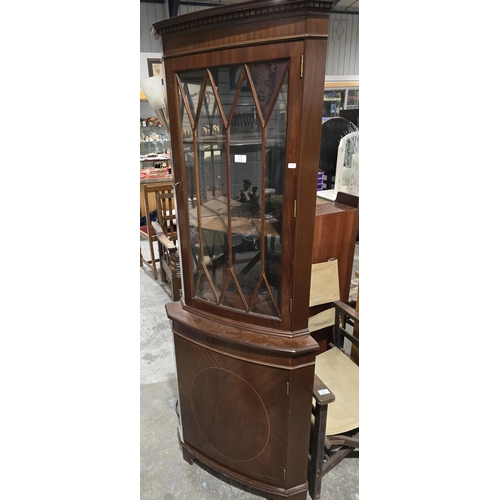 109 - 1 X MAHOGANY CORNER DISPLAY CABINET