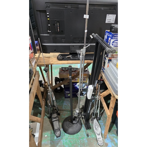 35 - 2 X CYMBAL HOLDERS WITH KEYBOARD STAND ETC