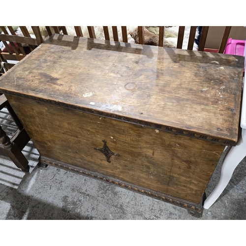 82 - 1 X VERY LARGE WOODEN BLANKET BOX