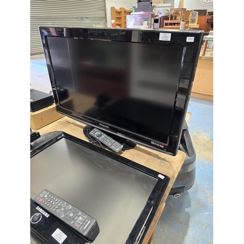 1 - 1 X PANASONIC 32 INCH FLAT SCREEN TELEVISION