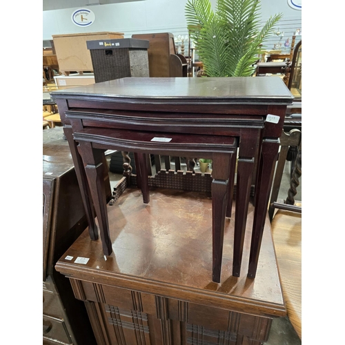 27 - 1 X NEST OF MAHOGANY TABLES