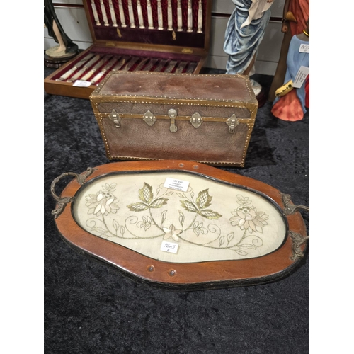 315 - 1 X EMBROIDERY AND WOODEN DRESSING TABLE TRAY WITH WOODEN BOX ORNAMENT