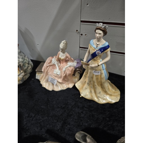 335 - 1 X ROYAL WORCESTER LADY FIGURINE DIAMOND JUBILLE AND 1 X ROYAL DOULTON FIGURINE VIVIAN