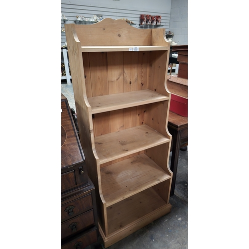 36 - 1 X PINE BOOKSHELF