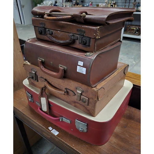 37 - 4 X VARIOUS VINTAGE SUITCASES