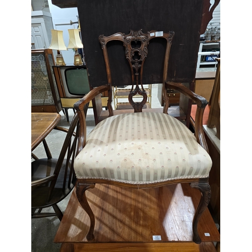 33 - 1 X VICTORIAN LADIES DESK CHAIR