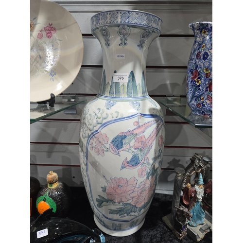 376 - 1 X VERY LARGE ORIENTAL VASE