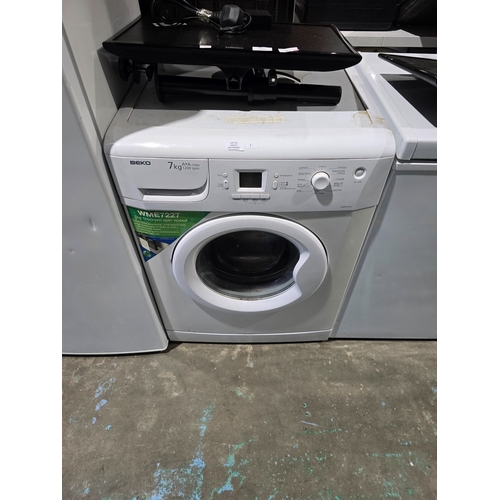 10 - 1 X BEKO 7 KG WHITE WASHING MACHINE