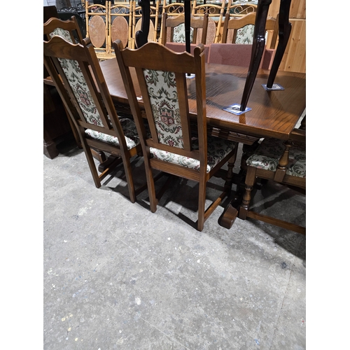 55 - 1 X OLD CHARM OAK DINING TABLE AND 6 CHAIRS