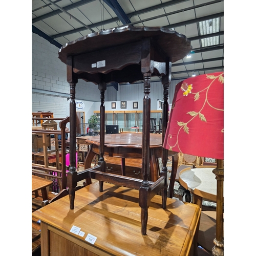 77 - 1 X EDWARDIAN OAK OCCASIONAL TABLE