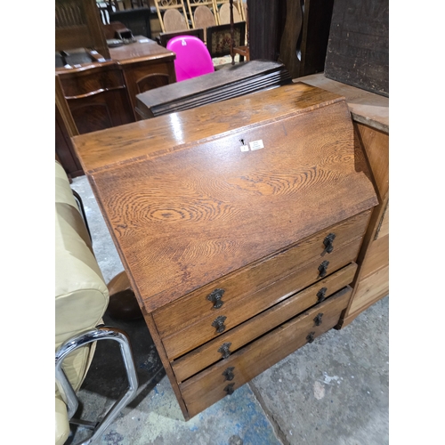 82 - 1 X 1950S OAK BUREAU