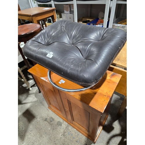 89 - 1 X 1970S  BROWN LEATHER FOOT STOOL CHROME BASE