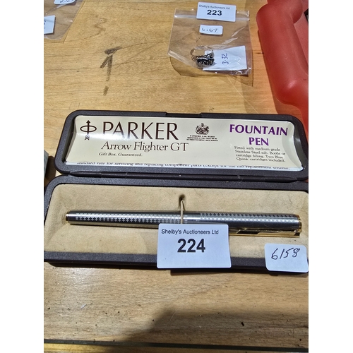 224 - parker arrow flight gt pen in box